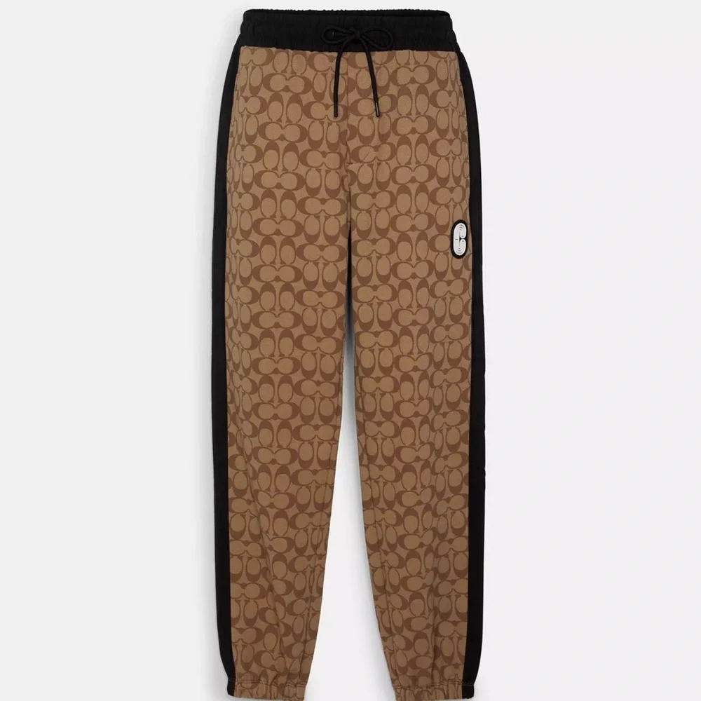 Brand New Coach Signature Jogger - Picture 2 of 2